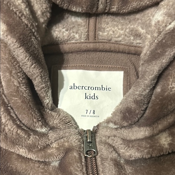 Abercrombie Kids Cozy Soft Star Hoodie - Picture 4 of 10